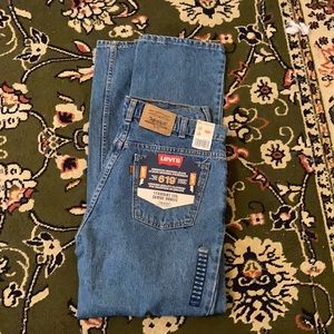 Levi’s 619